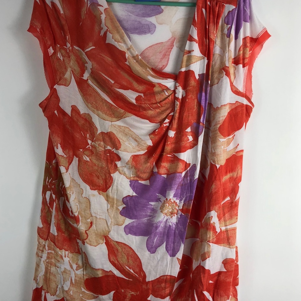 Simply Vera Woman’s orange & white Large blouse